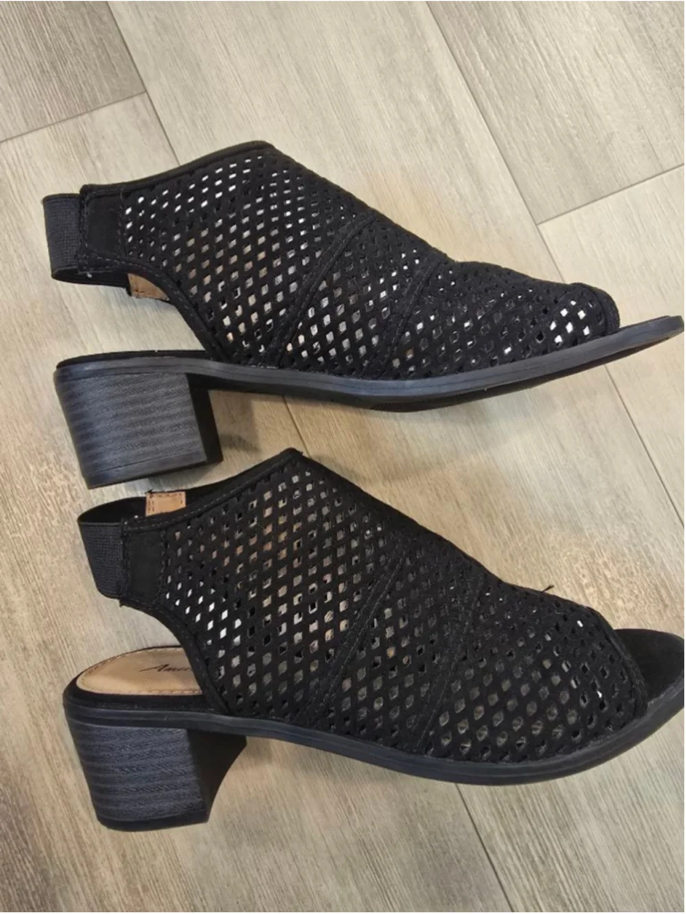 Women's American Eagle Black Mesh Peep Toe Wedges Size 6.5